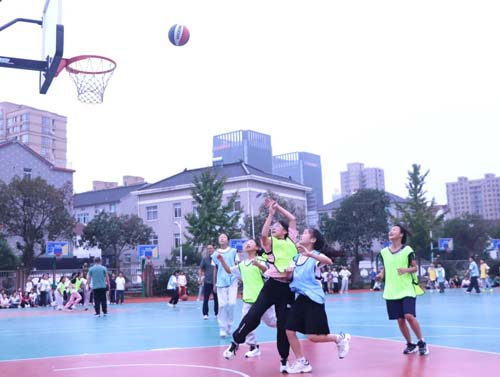 微信图片_2025-10-23_213517_579.jpg